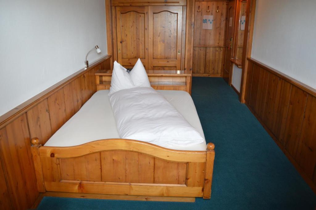 Hotel Zum Kreuz Aarau Room photo